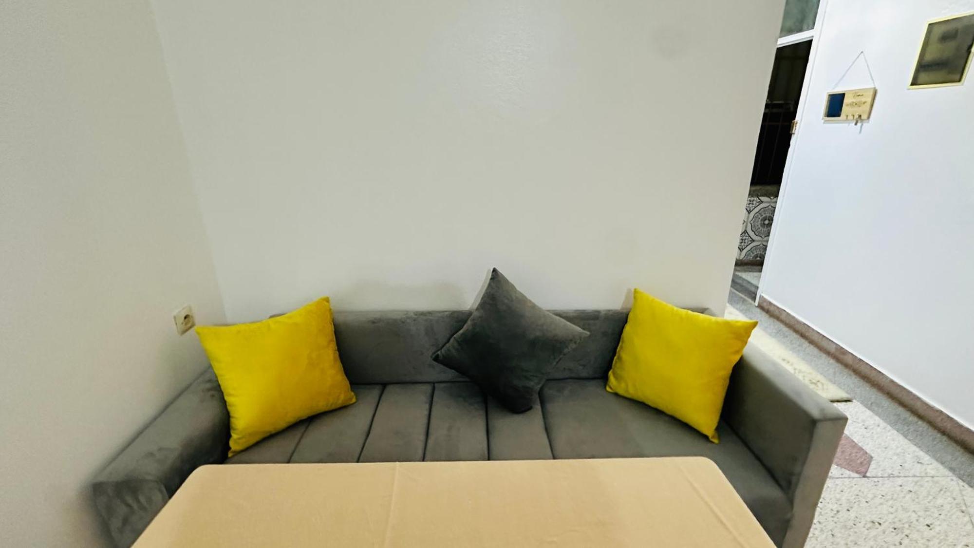Karaz Homestay Grand Appartement Avec Rooftop Monte Arrouit Екстериор снимка