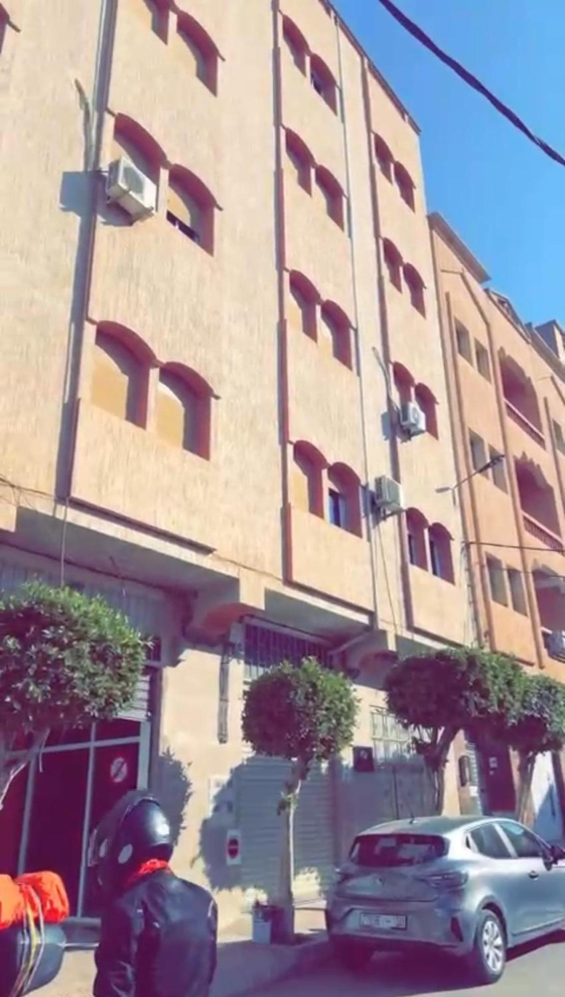 Karaz Homestay Grand Appartement Avec Rooftop Monte Arrouit Екстериор снимка